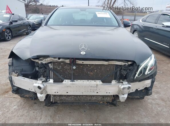 WDDZF4JB8HA260915 2017 MERCEDES-BENZ E-CLASS Черный Вид задней части салона