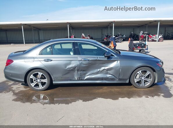 WDDZF4JB9HA152867 2017 MERCEDES-BENZ E-CLASS Gray Widok wnętrza z tyłu