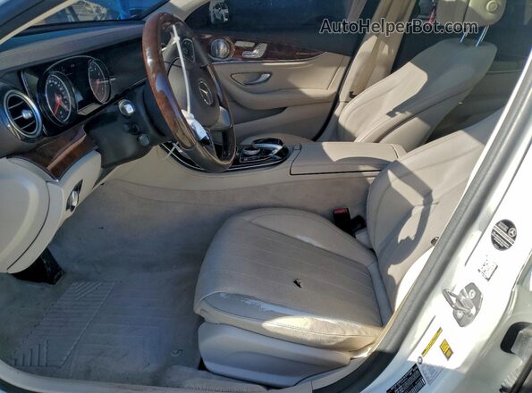 WDDZF4KB5HA077910 2017 MERCEDES-BENZ E Белый Вид салона спереди