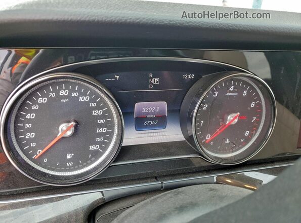 WDDZF4KB6KA642088 2019 MERCEDES-BENZ E Белый Вид щитка приборов