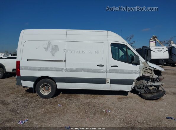 WDRPF0CDXKT008474 2019 FREIGHTLINER SPRINTER 2500 Белый Панорамный вид салона 360°
