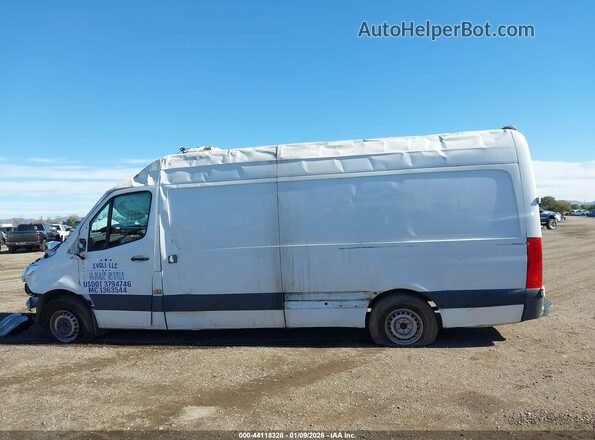 WDRPF1CD1KP061367 2019 FREIGHTLINER SPRINTER 2500 Белый Панорамный вид салона 360°