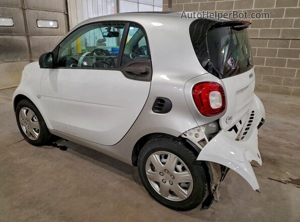 WMEFJ5DA0GK127578 2016 SMART FORTWO Двухцветный Задняя левая четверть