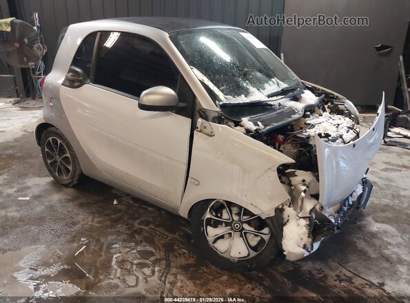 WMEFJ5DA9GK055571 2016 SMART FORTWO White Przód prawy