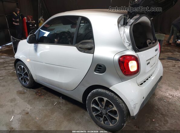 WMEFJ5DA9GK055571 2016 SMART FORTWO White Tył lewy