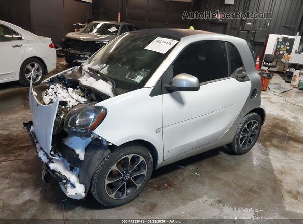 WMEFJ5DA9GK055571 2016 SMART FORTWO White Przód lewy