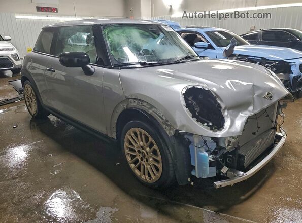 WMW13GD00S2W37957 2025 MINI COOPER Серый Передняя правая четверть
