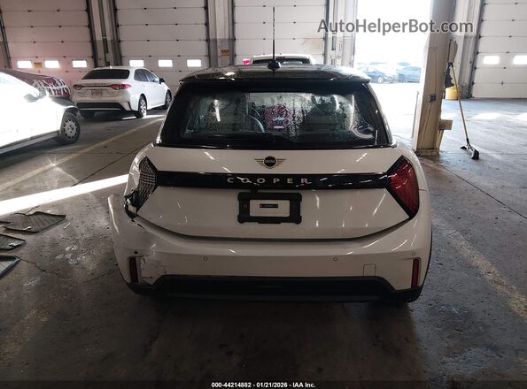 WMW13GD02S2X04672 2025 MINI HARDTOP White 
