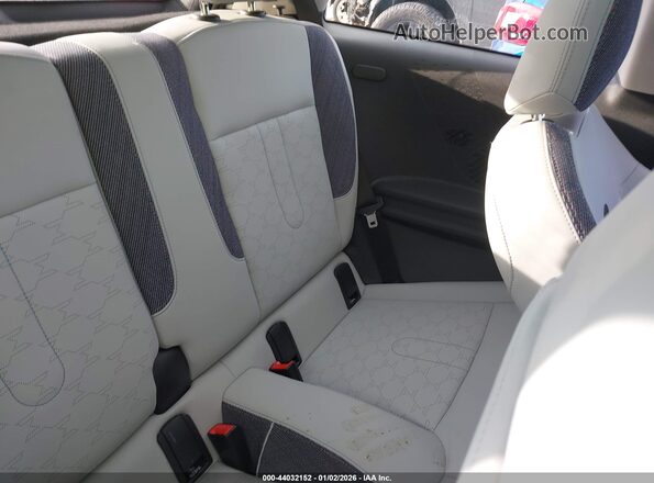 WMW23GD00S2W18443 2025 MINI HARDTOP Белый Вид наклейки с VIN-кодом