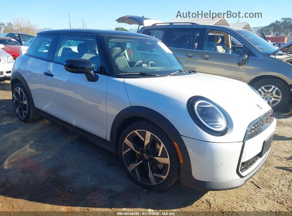 WMW23GD09S2X09808 2025 MINI HARDTOP Белый Передняя правая четверть