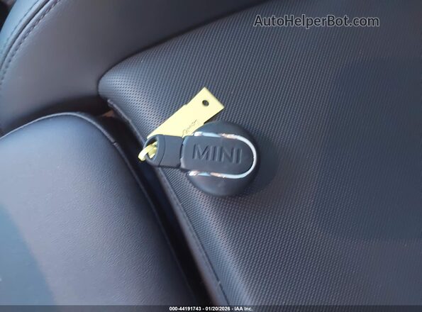 WMW53DK07P2T61528 2023 MINI HARDTOP Green Widok deski rozdzielczej