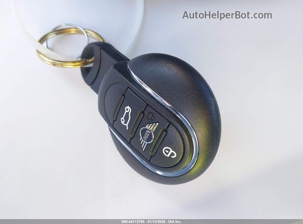WMW63DL05P3R13704 2023 MINI CONVERTIBLE Зеленый Вид панели приборов