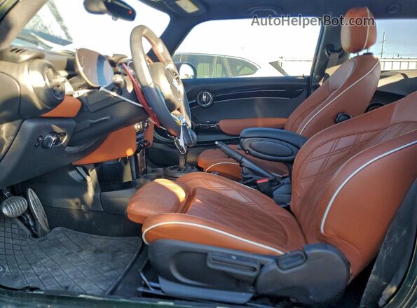 WMW73DH08P2T04061 2023 MINI COOPER Two Tone Vista interior delantera