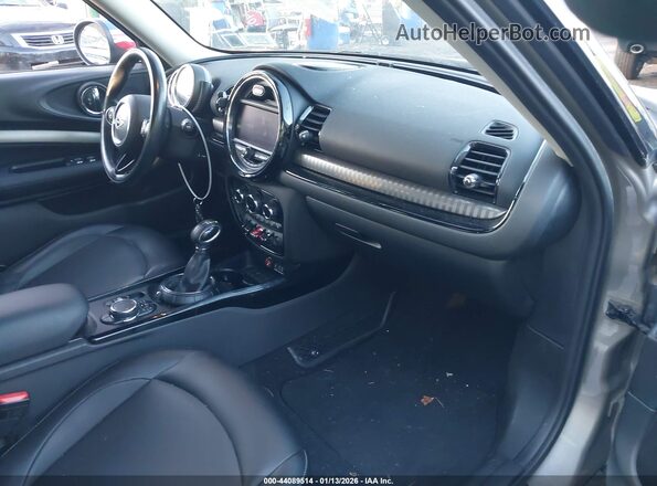 WMWLN5C5XG2E29924 2016 MINI CLUBMAN Серый Вид салона спереди