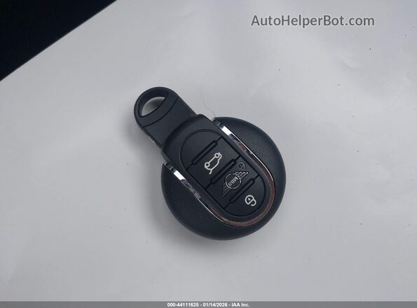 WMWLU5C53K2G04879 2019 MINI CLUBMAN Синий Вид панели приборов