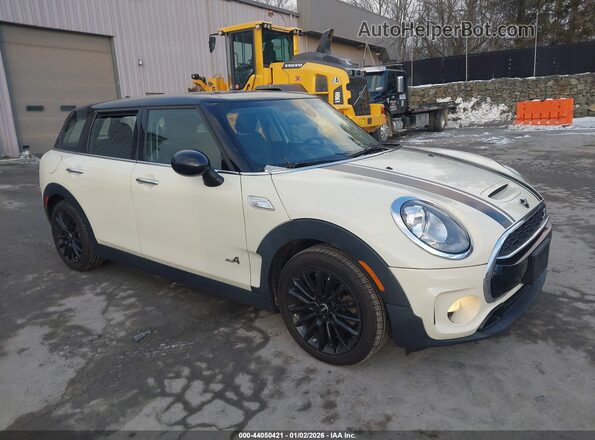 WMWLU5C58K2G05252 2019 MINI CLUBMAN White Przód prawy