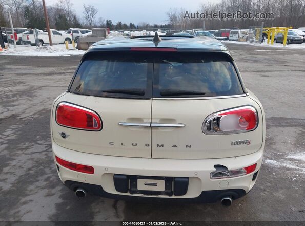 WMWLU5C58K2G05252 2019 MINI CLUBMAN White 