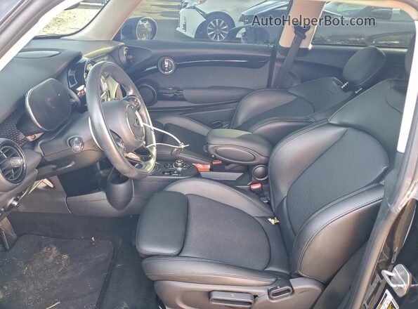 WMWXP3C00L2M47523 2020 MINI COOPER Черный Вид салона спереди