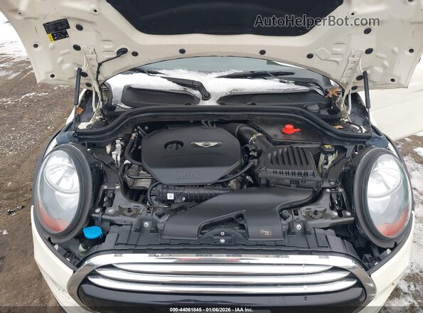 WMWXP5C59J3C65613 2018 MINI HARDTOP Кремовый Вид сзади