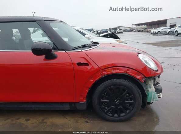 WMWXP7C3XH2C61807 2017 MINI HARDTOP Красный 