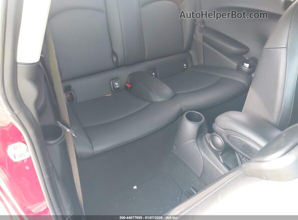 WMWXR3C05M2M98124 2021 MINI HARDTOP Red VIN sticker view