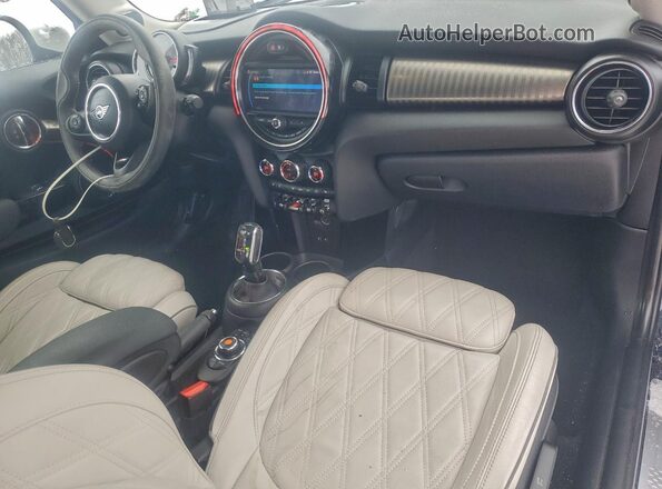 WMWXR5C00L2M79118 2020 MINI COOPER Черный Вид панели приборов