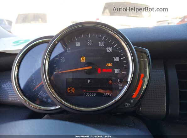 WMWXU1C55J2F79895 2018 MINI HARDTOP White Вид задніх сидінь