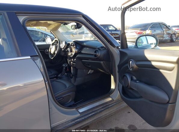 WMWXU1C5XG2D09957 2016 MINI HARDTOP Серый Вид салона спереди