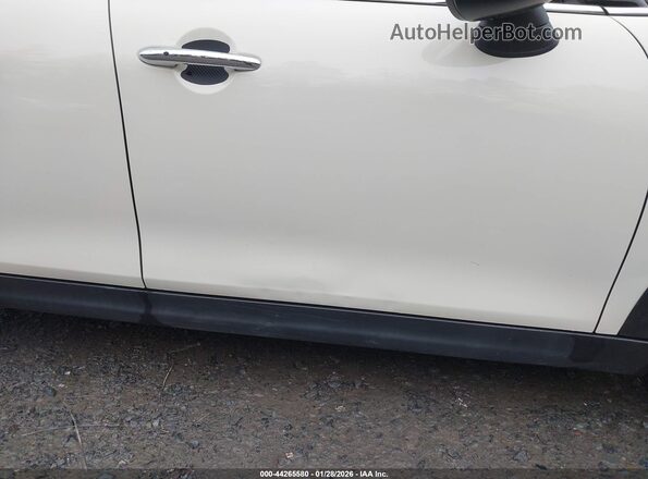 WMWXU3C5XG2D27581 2016 MINI HARDTOP Кремовый 