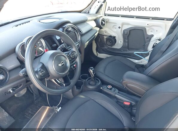 WMWXU7C04L2L89965 2020 MINI HARDTOP Белый Вид салона спереди