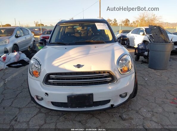 WMWZB3C54GWR48397 2016 MINI COUNTRYMAN Белый Вид задней части салона