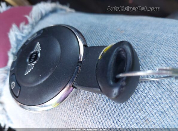 WMWZC3C5XGWT08451 2016 MINI COUNTRYMAN Белый Вид панели приборов