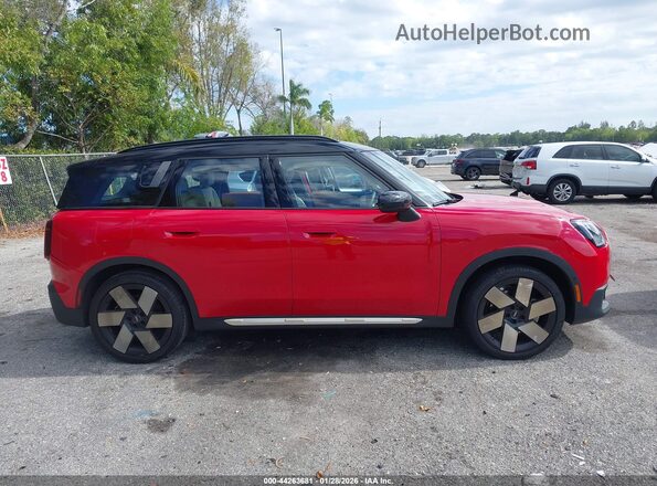WMZ23GA00S7R09082 2025 MINI COUNTRYMAN Красный Вид задней части салона