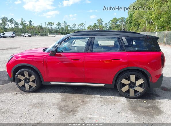 WMZ23GA00S7R09082 2025 MINI COUNTRYMAN Красный Панорамный вид салона 360°