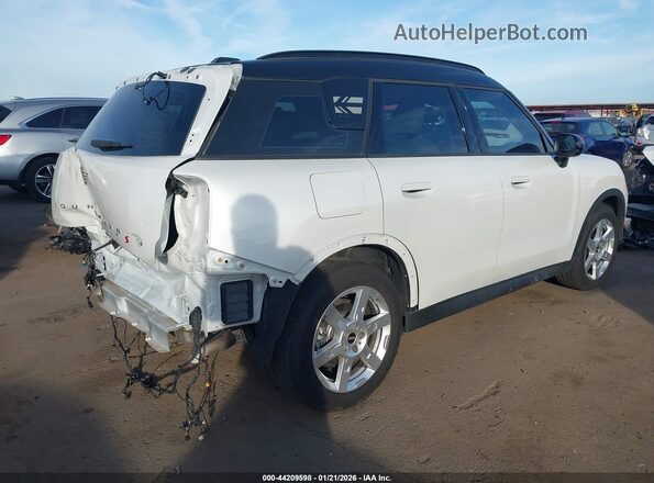 WMZ23GA09S7P42544 2025 MINI COUNTRYMAN Белый Задняя правая четверть
