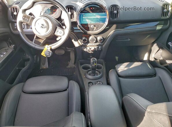 WMZ83BR05P3P53735 2023 MINI COOPER Teal Vista del salpicadero