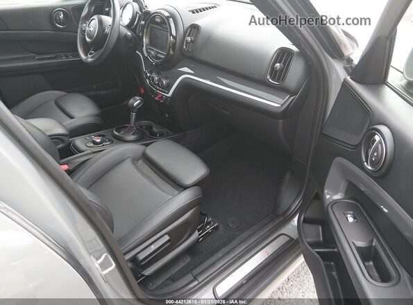 WMZYT3C58K3J32637 2019 MINI COUNTRYMAN Серый Вид салона спереди