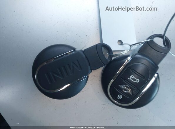 WMZYT3C59K3E97069 2019 MINI COUNTRYMAN Dark Blue Вид панели приборов
