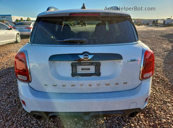 WMZYV9C34J3B92136 2018 MINI COOPER Белый Вид сзади