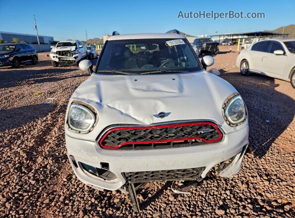 WMZYV9C34J3B92136 2018 MINI COOPER Белый Вид спереди