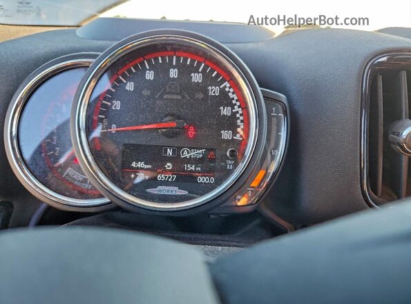 WMZYV9C34J3B92136 2018 MINI COOPER Белый Вид щитка приборов