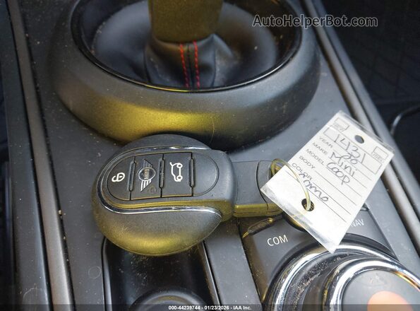 WMZYW7C00L3L95984 2020 MINI COUNTRYMAN Белый 
