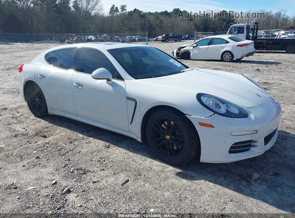 WP0AA2A70GL000159 2016 PORSCHE PANAMERA Белый Передняя правая четверть