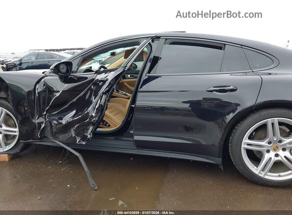 WP0AA2A71JL102058 2018 PORSCHE PANAMERA Черный Вид задней части салона