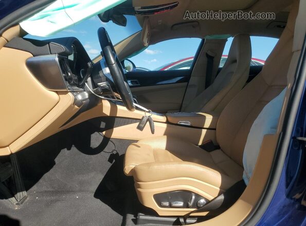 WP0AA2A72LL101293 2020 PORSCHE PANAMERA Синий Вид салона спереди