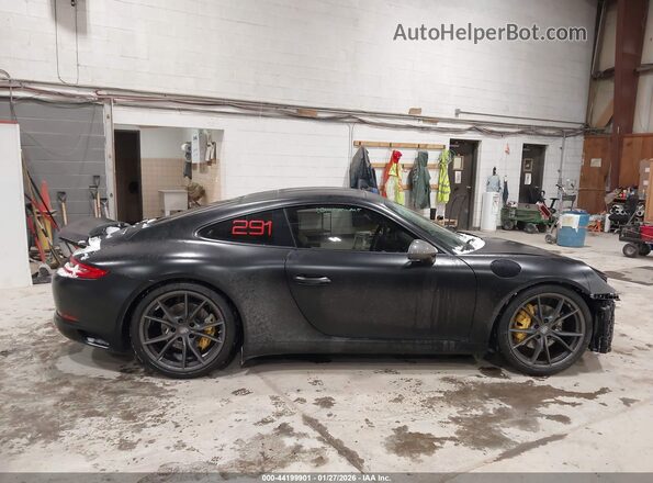 WP0AA2A95KS104016 2019 PORSCHE 911 Black Вид задньої частини салону