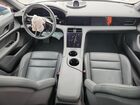 2022 Porsche Taycan Синий vin: WP0AA2Y19NSA12673