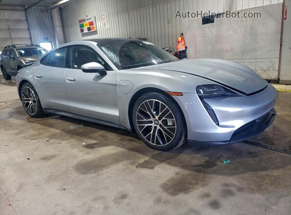 WP0AB2Y10MSA43015 2021 PORSCHE TAYCAN Серебряный Передняя правая четверть