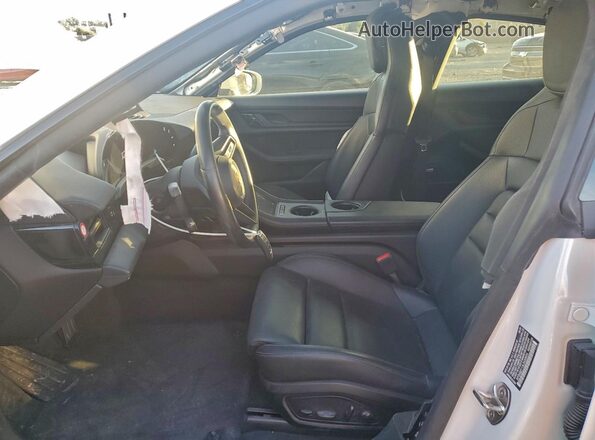WP0AB2Y13LSA50894 2020 PORSCHE TAYCAN Белый Вид салона спереди