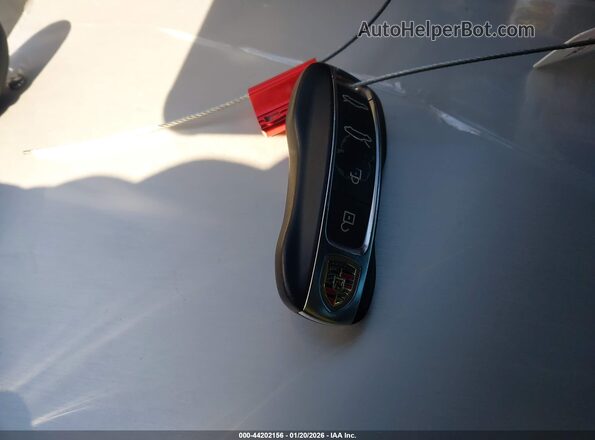 WP0AB2Y15LSA50170 2020 PORSCHE TAYCAN Белый Вид панели приборов